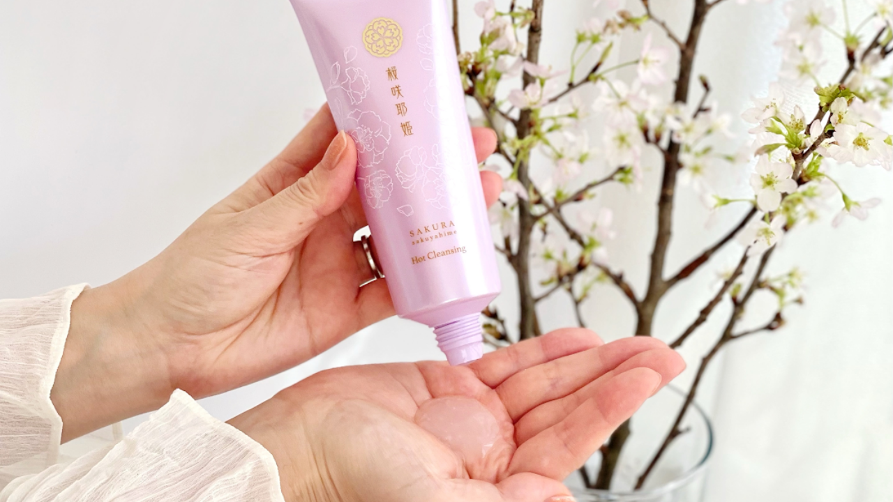Hot Cleansing – Giải Pháp Làm Sạch Không Nhũ Hóa Cho Da Nhạy Cảm