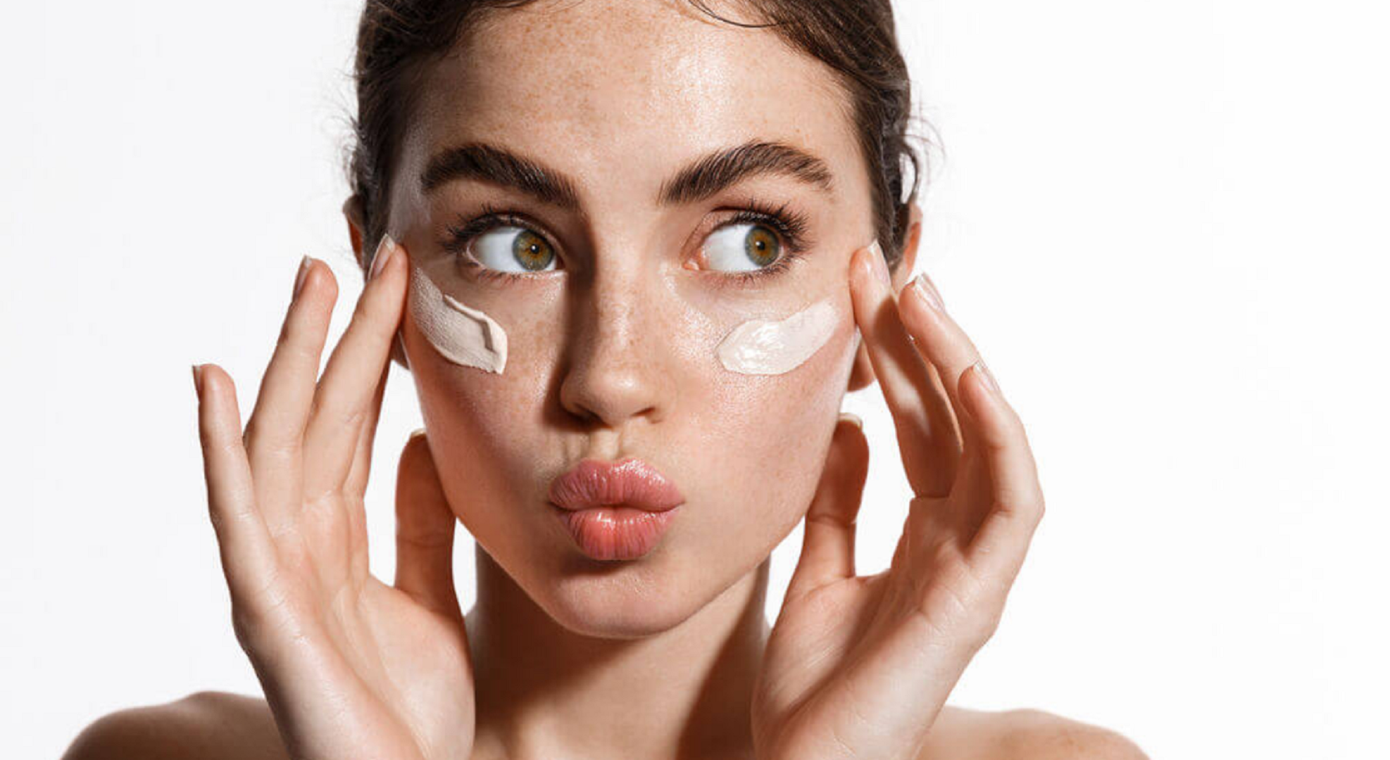 CÁCH CHỌN KEM CHỐNG NẮNG CHO DA SAU KHI ĐIỀU TRỊ LASER , PEEL , LĂN KIM