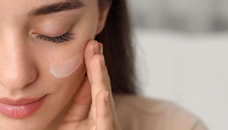 Kem chống nắng không nâng tone là gì?