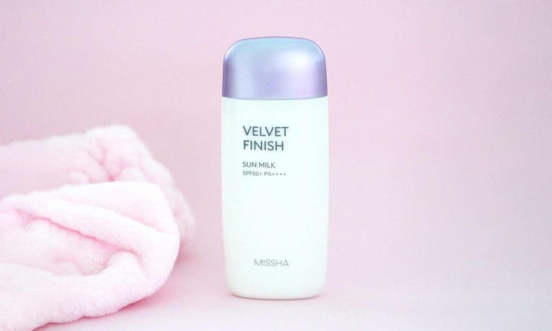Kem chống nắng Missha All Around Safe Block Soft Finish Sun Milk SPF50