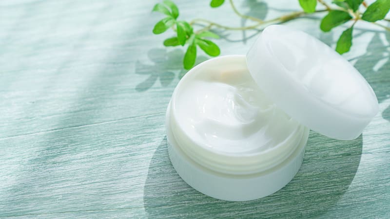 Lợi ích khi dùng kem dưỡng ẩm hàng ngày