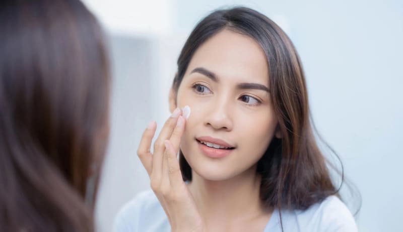 Kem dưỡng ẩm có cần thiết không?