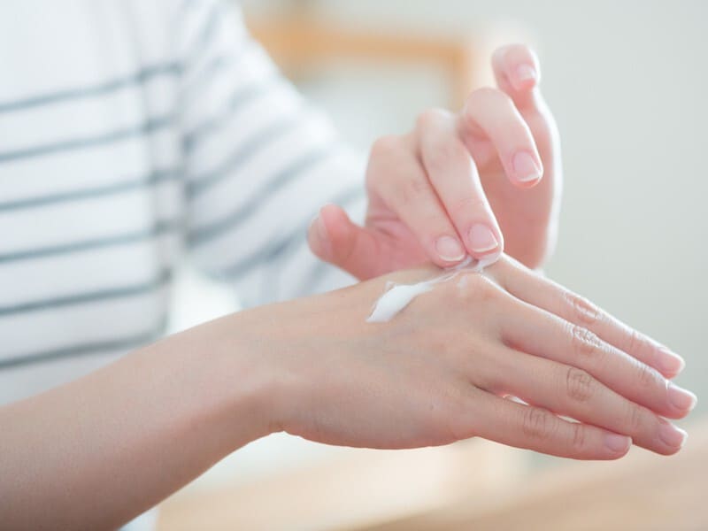 Kem dưỡng ẩm có tác dụng gì?