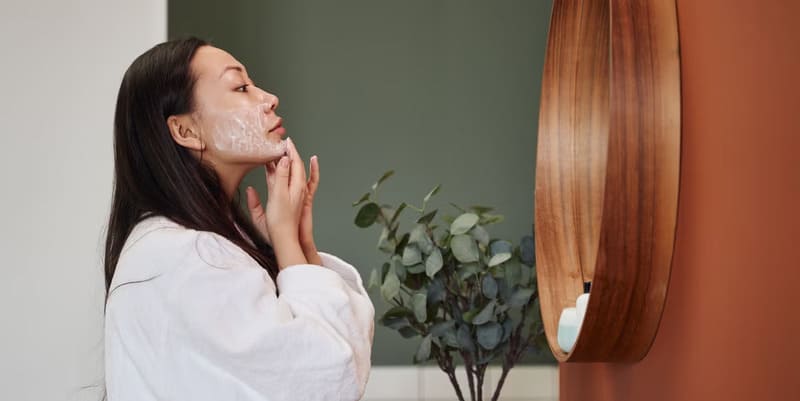 bôi kem dưỡng ẩm khi nào