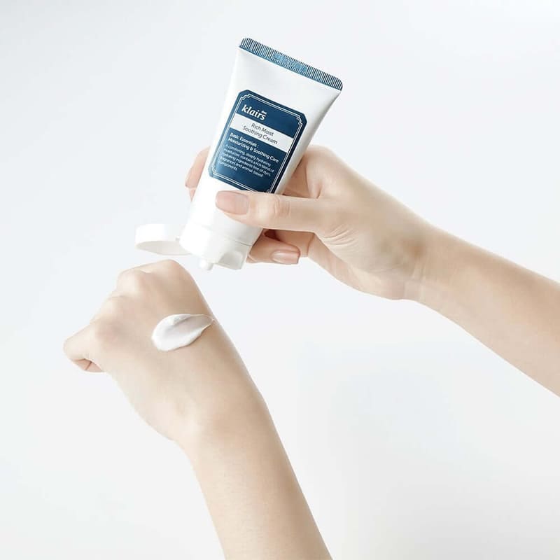 Kem dưỡng ẩm chuyên sâu cho da khô Klairs Rich Moist Soothing Cream
