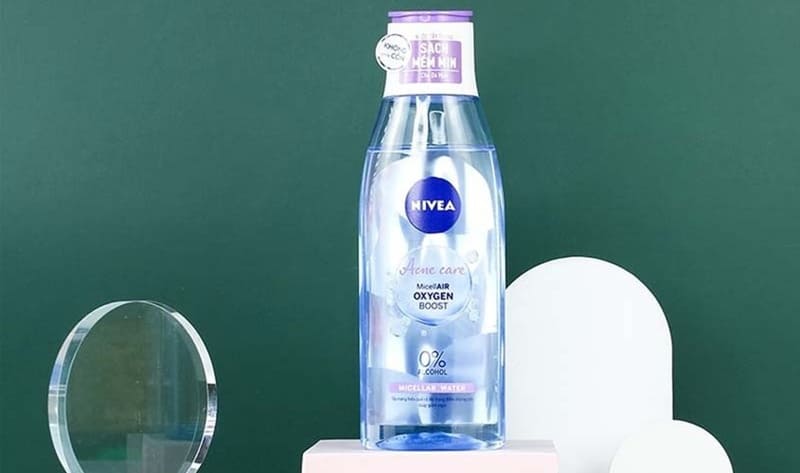 Nước tẩy trang Nivea Acne Care Makeup Clear dành cho da nhạy cảm