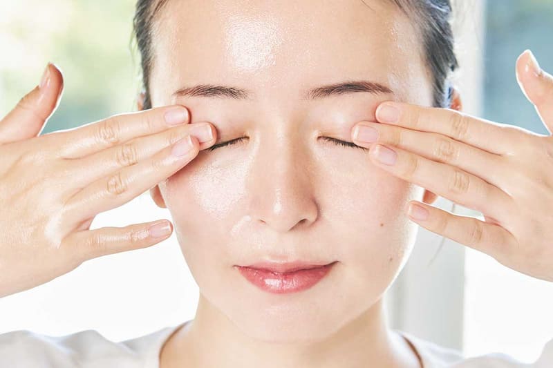 So sánh gel tẩy trang Sakura Sakuyahime và Muji: Nên chọn loại nào?