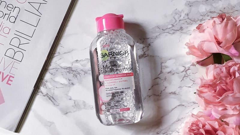 Nước tẩy trang tốt cho da hỗn hợp Garnier Micellar Cleansing Water