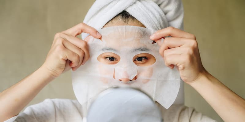 Đắp mặt nạ xong có cần rửa mặt